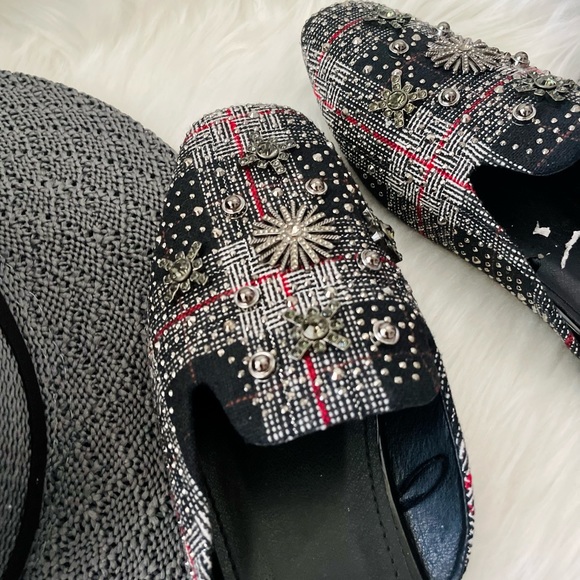 Embellished Gray Mules Loafers Size 9 - Picture 3 of 6